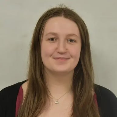 Imogen Hall headshot. Head of Press at MUNCH 25.