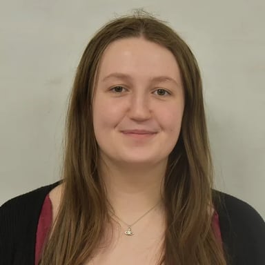 Imogen Hall headshot. Deputy Head of Press at MUNCH 24.