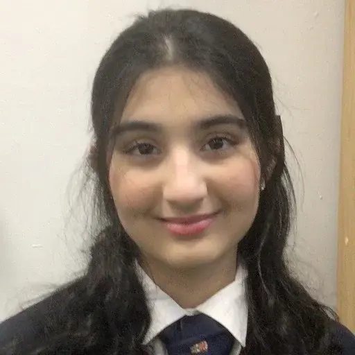 Mariam Farooqi headshot.