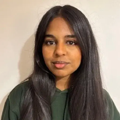 Rhea Dutta-Roy headshot.